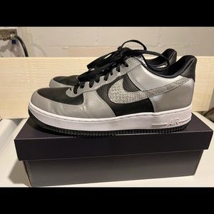 Nike Air Force 1 silver snake